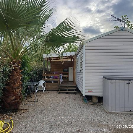 Vacances Familiales Dans Camping Avec Piscine Fréjus Zewnętrze zdjęcie