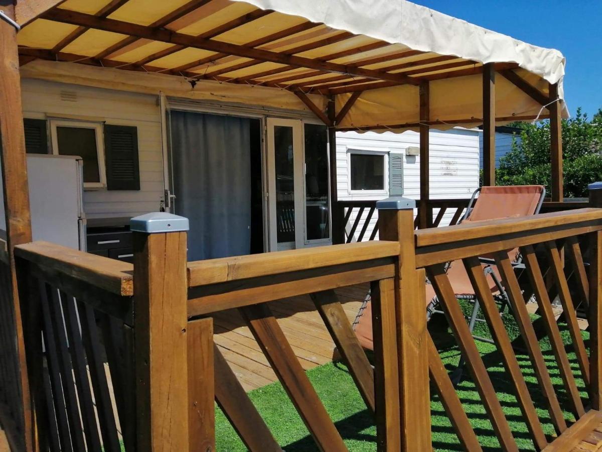 Vacances Familiales Dans Camping Avec Piscine Fréjus Zewnętrze zdjęcie