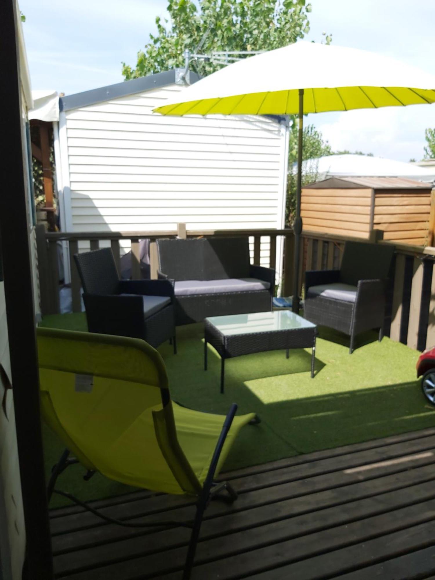 Vacances Familiales Dans Camping Avec Piscine Fréjus Zewnętrze zdjęcie